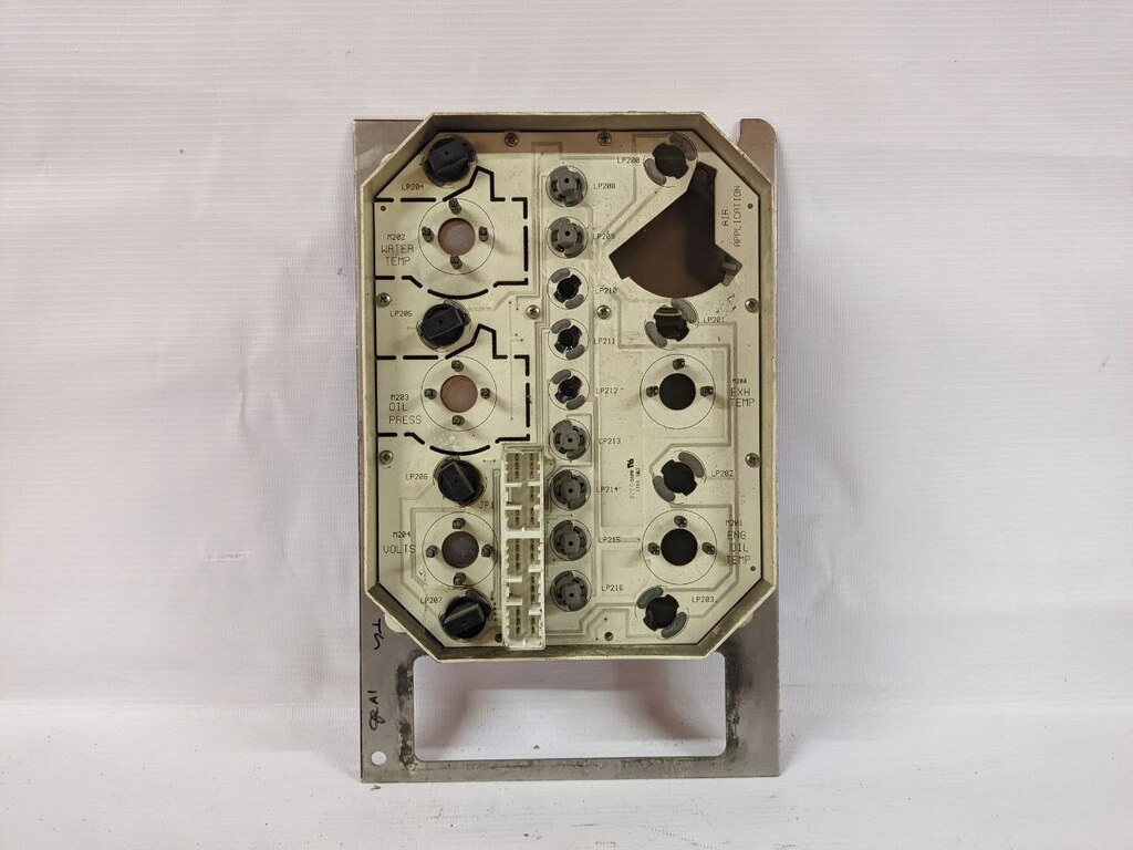 щиток приборов б/у - 1